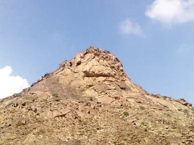 جبل مسخوطة.. جدل تاريخي حول تسميته بامرأة انحرفت سلوكيا