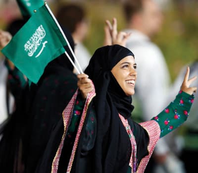 سارة .. خطوة للتاريخ