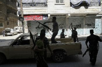 حلب تشهد "اعنف" المعارك بين القوات النظامية والمقاتلين المعارضين  - فيديو