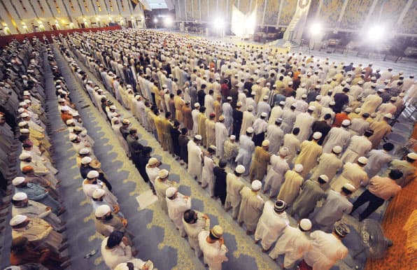 رمضان في آسيا