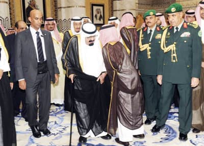 خادم الحرمين يصل المغرب في إجازة خاصة
