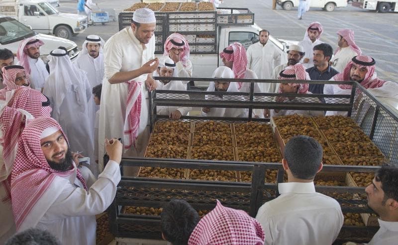 مدينة التمور ببريدة حركة اقتصادية كبراء في مدينة بريدة