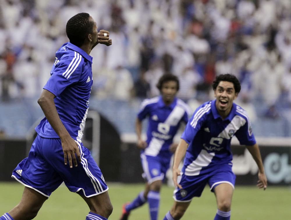 الهلال في أسوأ حالاته يكسب النصر