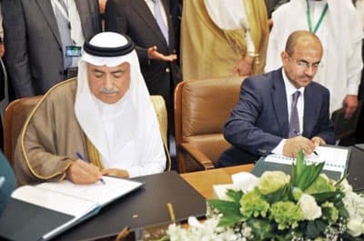 دعم اليمن بـ 12 مليارا .. 50 % منها آنية