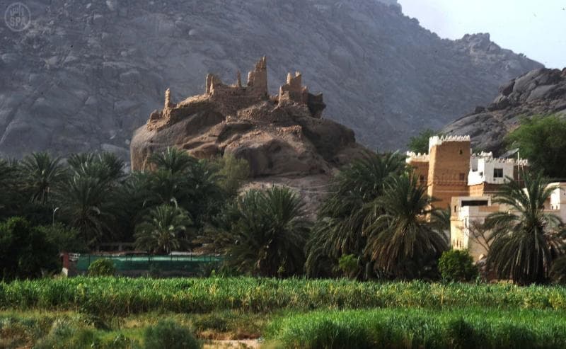قصة مصورة : نجران عاصمة القصور والقلاع الأثرية