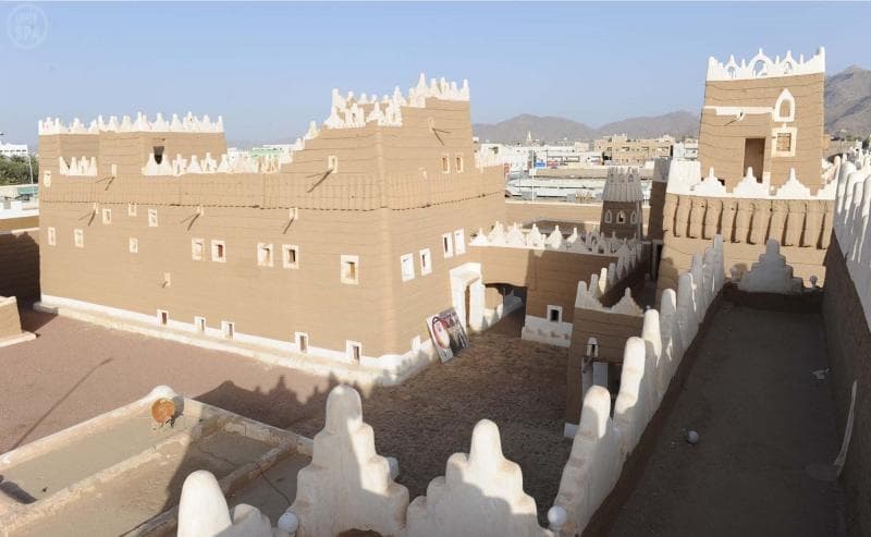 قصة مصورة : نجران عاصمة القصور والقلاع الأثرية