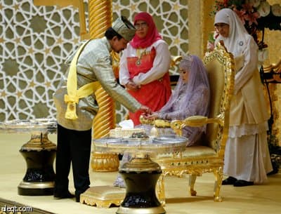 قصة مصورة : سلطان بروناي يقيم حفل زفاف اسطوري لابنته الخامسة