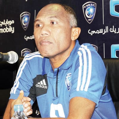 كومبواريه: العابد نال جزاءه.. وياسر «فعال»