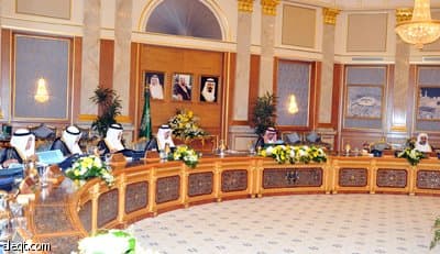 مجلس الوزراء يشكل لجنة لسعودة وظائف الصيانة والتشغيل في القطاعات الحكومية