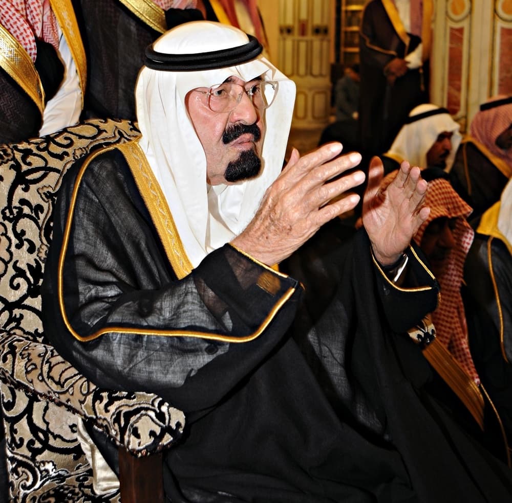 خادم الحرمين الشريفين يضع حجر الأساس لتوسعة المسجد النبوي