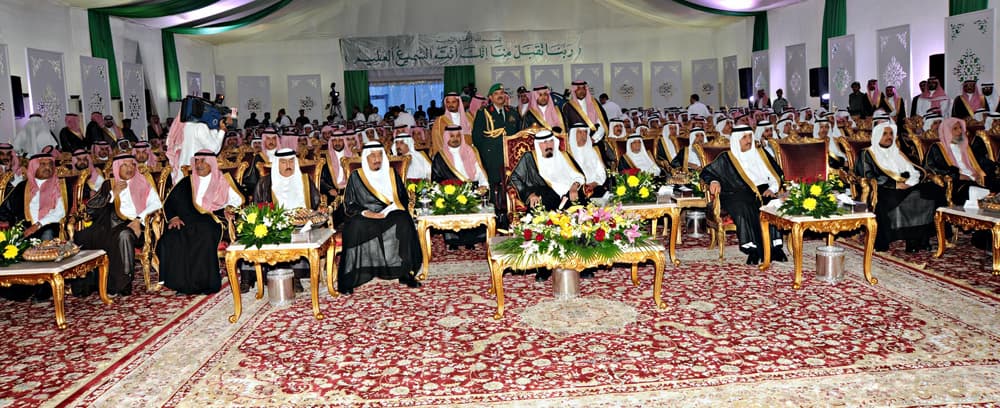 خادم الحرمين الشريفين يضع حجر الأساس لتوسعة المسجد النبوي
