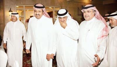 آل بجاش يحتفي بالأمير حسام بن سعود