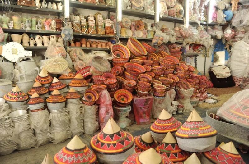 " المداهن " صخور في نجران تتحول لأواني منزلية ولحفظ الأطعمة