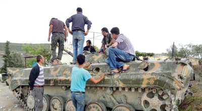 تركيا ترغم طائرة سورية على الهبوط.. وأردوغان: الطائرة تحمل ذخائر روسية الصنع