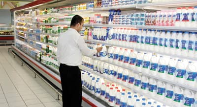 موسم الحج يرفع الطلب على الألبان 40%