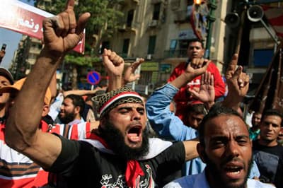ميدان التحرير يتحول الى "حرب شوارع" في جمعة محاسبة الرئيس