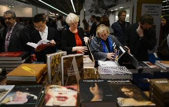 قصة مصورة : معرض فرانكفورت الدولي للكتاب يفتح أبوابه أمام الجمهور