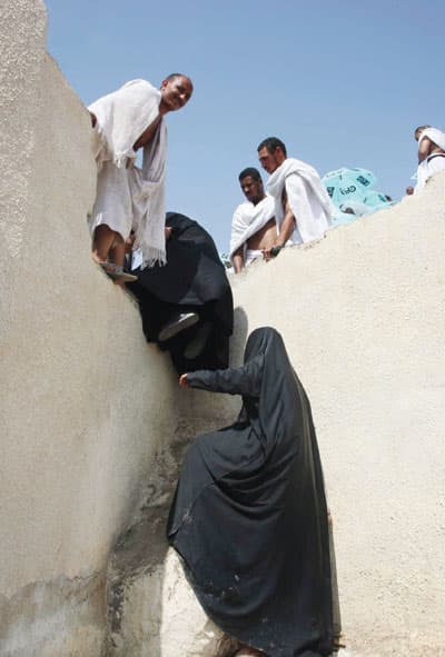 «انظروا إلى عبادي أتوني شعثاً .. أشهدكم أني قد غفرت لهم»