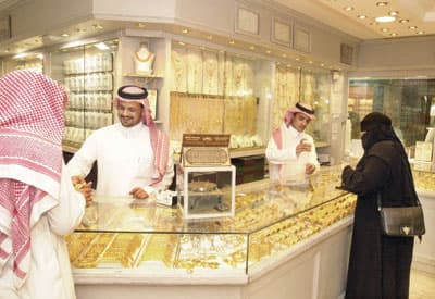 هبوط المبيعات يُغلق 1500 محل ذهب في السعودية
