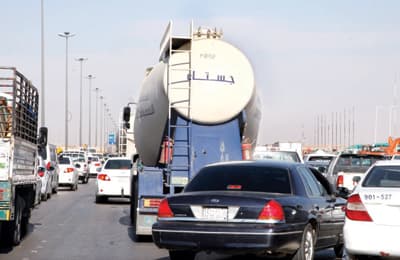 «المرور» لـ"الاقتصادية" : وضع خطة بديلة لسير ناقلات الغاز والشاحنات