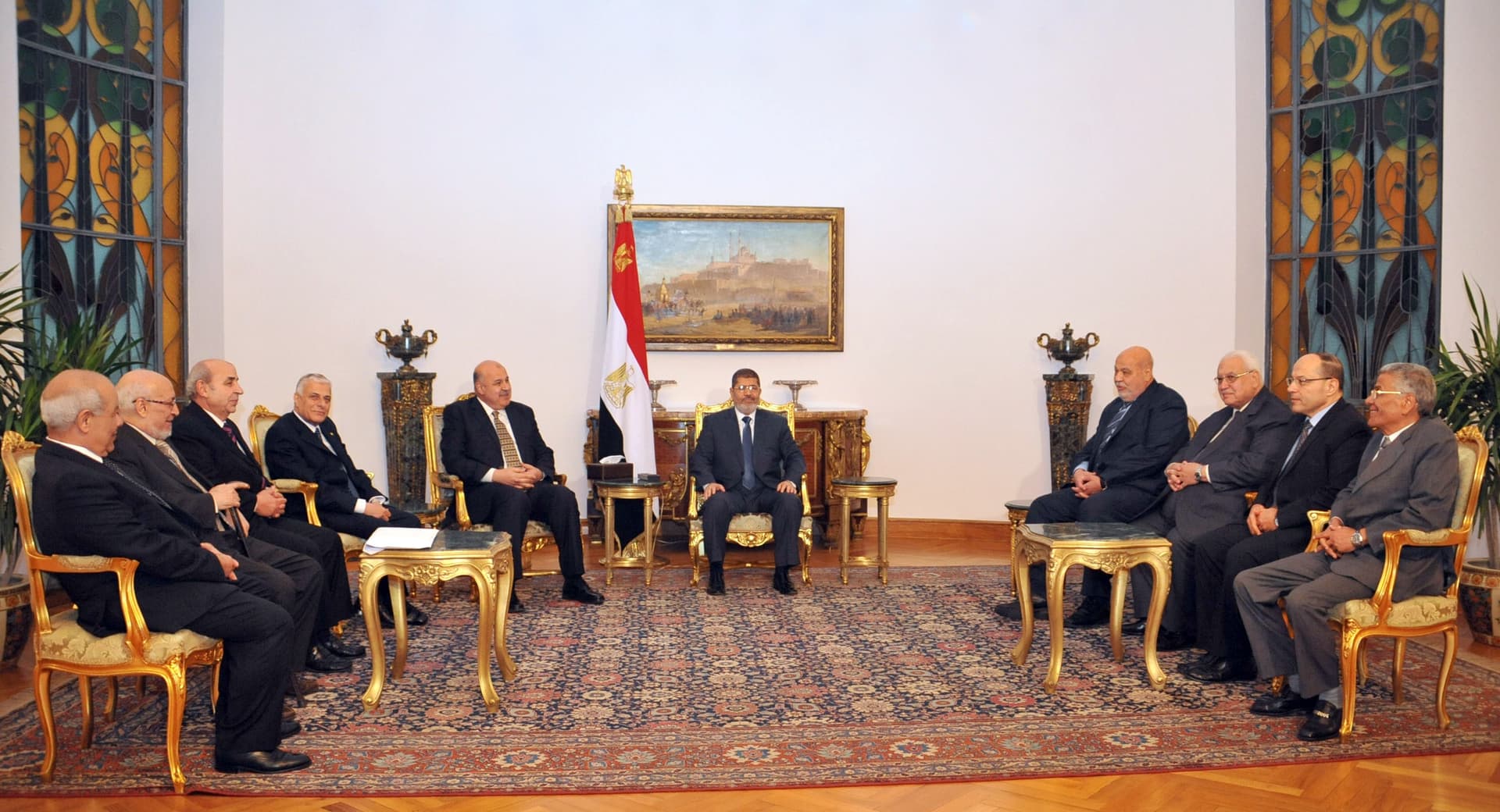 مرسي يبقي الإعلان الدستوري دون تغيير بعد لقاء القضاة