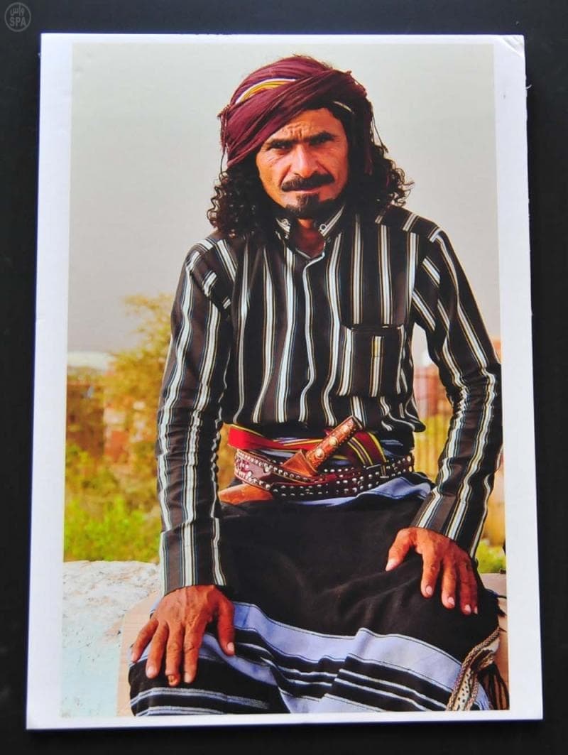 صور ملتقى ألوان السعودية في متجر البرامج للهواتف الذكية