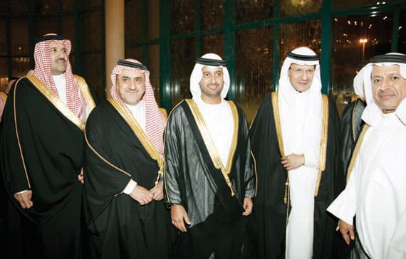 ولي العهد يحضر زواج الأمير خالد بن سلمان