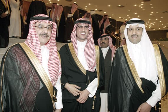 ولي العهد يحضر زواج الأمير خالد بن سلمان