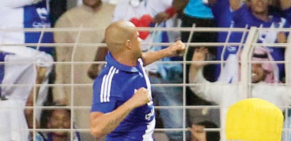 يا اتحاد.. أمام الهلال تلعب وتتعب