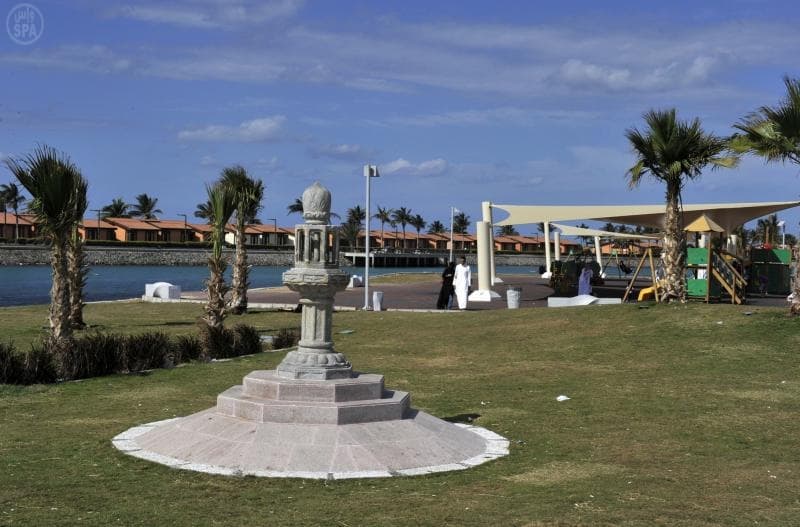 قصة مصورة:  كورنيش جدة الجديد .. ضخامة المنجز وعصرية التحديث