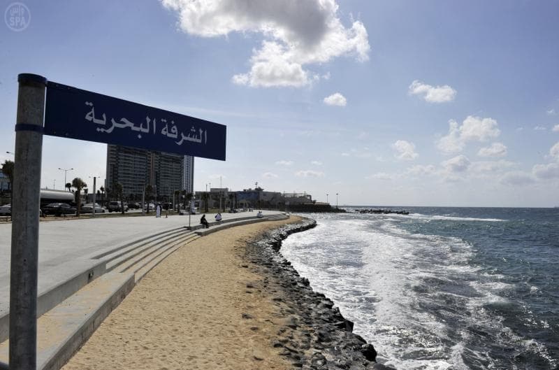 قصة مصورة:  كورنيش جدة الجديد .. ضخامة المنجز وعصرية التحديث