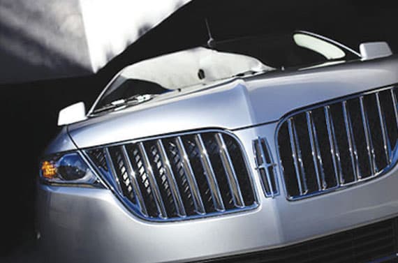 السيارات الأمريكية تطمح إلى الهيمنة على سوق الطرازات الفاخرة