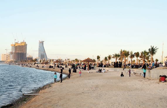 افتتاح المرحلة الثانية من كورنيش جدة.. بعد شهرين