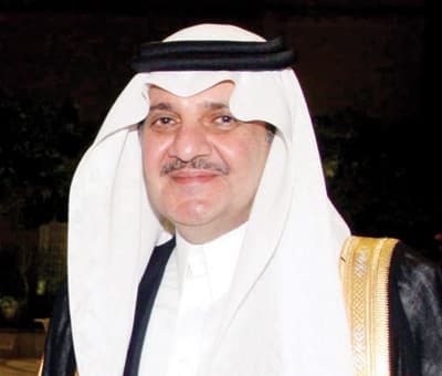 سعود بن نايف.. خريج الاقتصاد
يُدير منطقة «النفط»