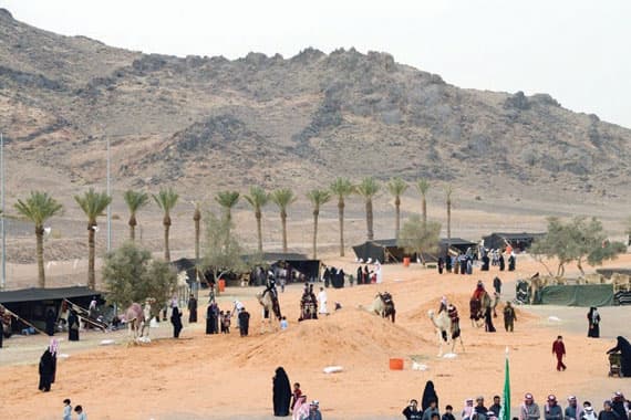 حائل: 9 أسر تحاكي حياة البادية في مهرجان الصحراء