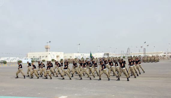 حرس حدود جازان يحتفل بتخريج الدورة الأولى التأهيلية لمجندي الأفواج. واس