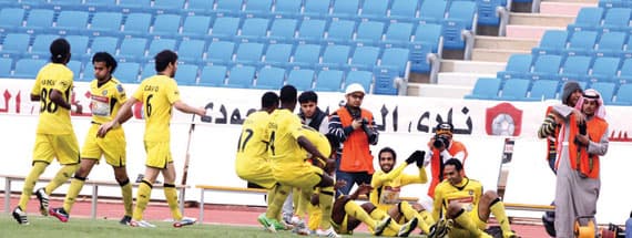 الشباب.. يردّها