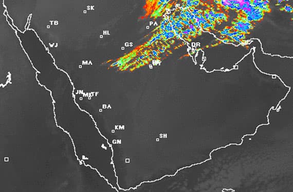 الأرصاد : سحب ركامية رعدية ممطرة على شمال وشرق ووسط السعودية
