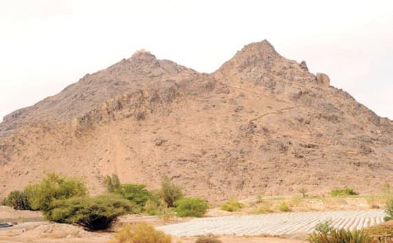 «رعوم» .. جبل التاريخ والدلالات القديمة في نجران