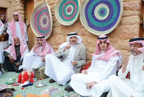 أهالي العُلا يؤهلون القرية التراثية بحثاً عن عوائد اقتصادية