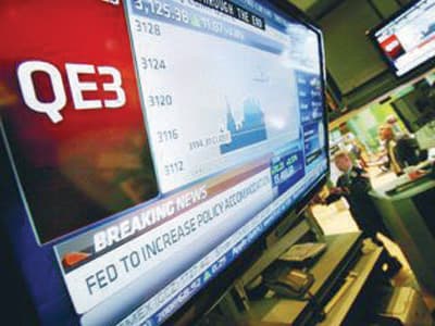 ترجيح معاناة المالية الأمريكية من المجاعة لا التخمة