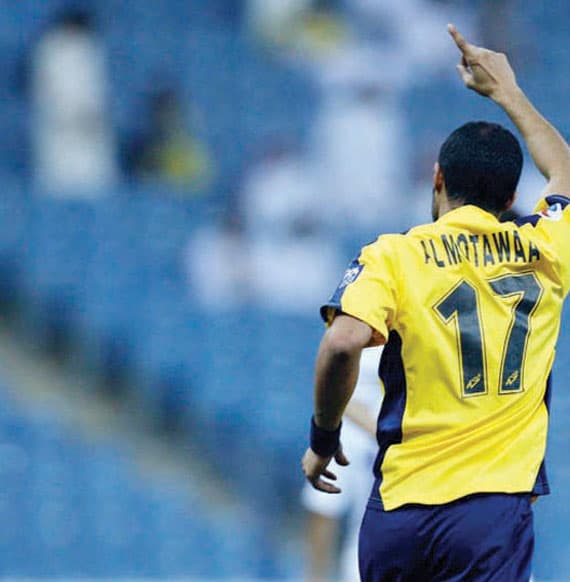 نجمة تسقط من متن المطوع