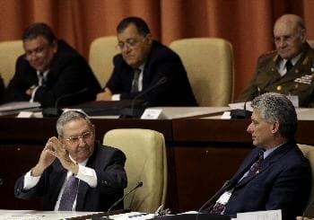 إعادة انتخاب راوول كاسترو رئيساً لكوبا لولاية ثانية من خمس سنوات