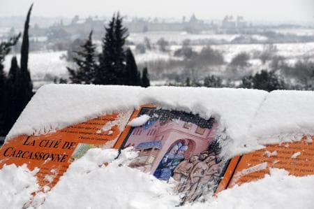 قصة مصورة: تساقط الثلوج على أوروبا