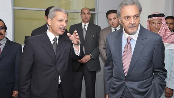 سعود الفيصل يزور المقر الجديد لسفارة السعودية في القاهرة