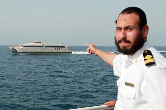 قصة مصورة : رحلة عبر عباراتي فرسان وجازان