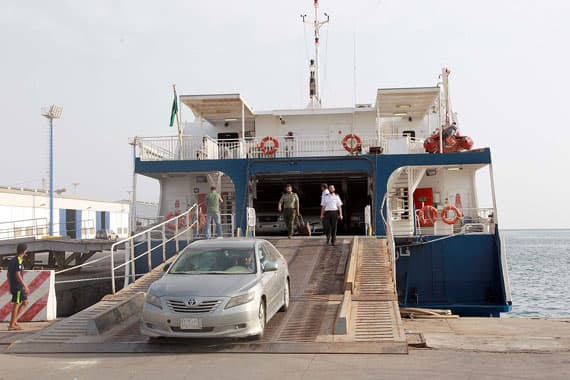 قصة مصورة : رحلة عبر عباراتي فرسان وجازان