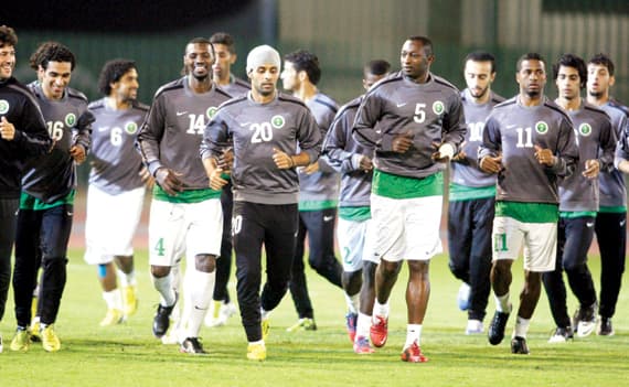 السعودية تعلن تشكيلتها لمواجهة أندونيسيا