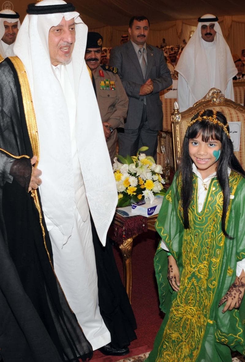 خالد الفيصل: مشروع تصحيح أوضاع الجالية البرماوية سيعالج مشكلة أكثر من 400 ألف  إنسان