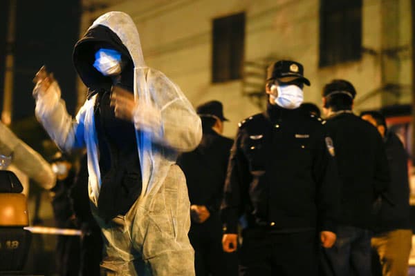 قصة مصورة : الصين تذبح الدواجن مع ارتفاع الوفيات بانفلونزا الطيور